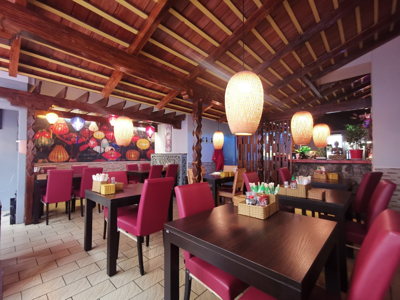 Asia Bistro: the place