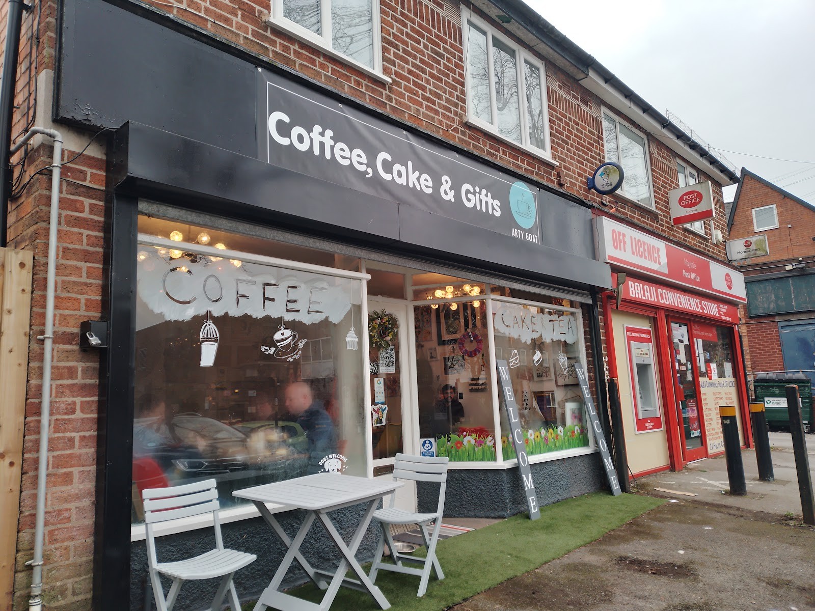 Arty Goat Cafe: the place