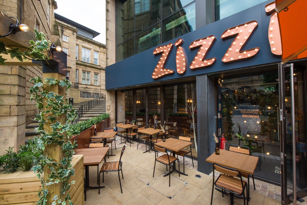 Zizzi - Sheffield Leopold Square: the place