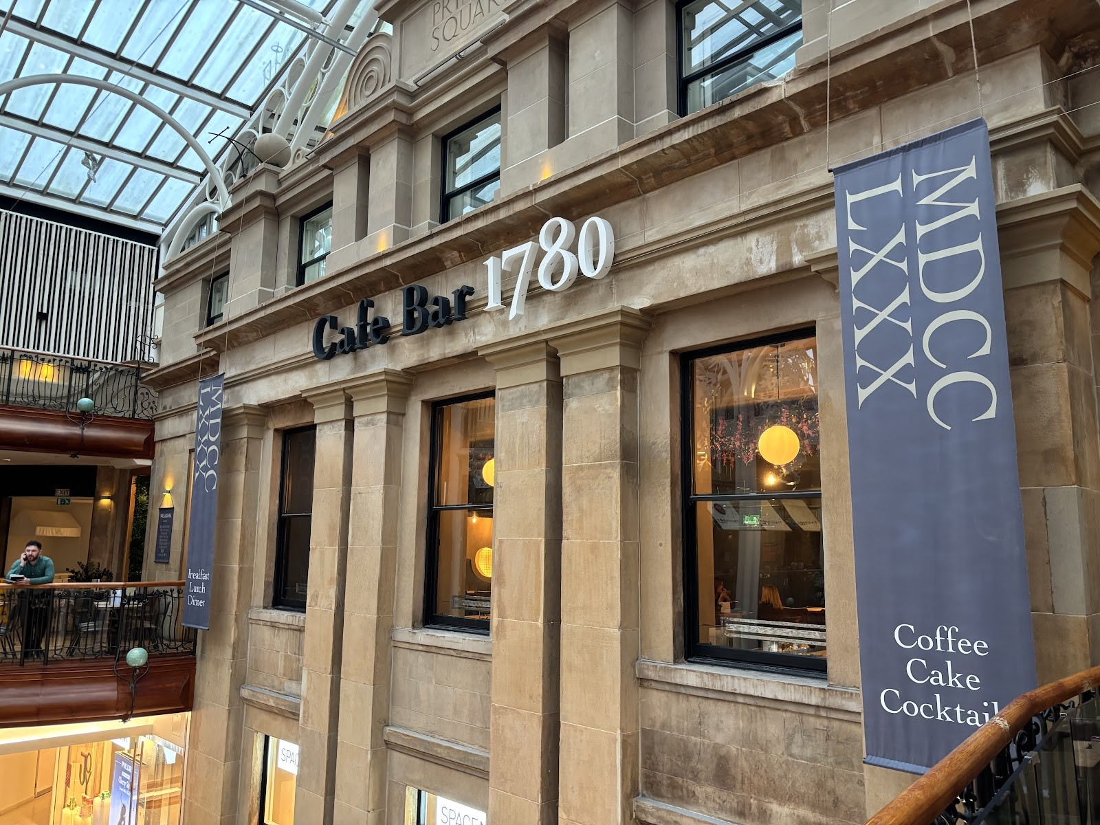 Cafe bar 1780: the place