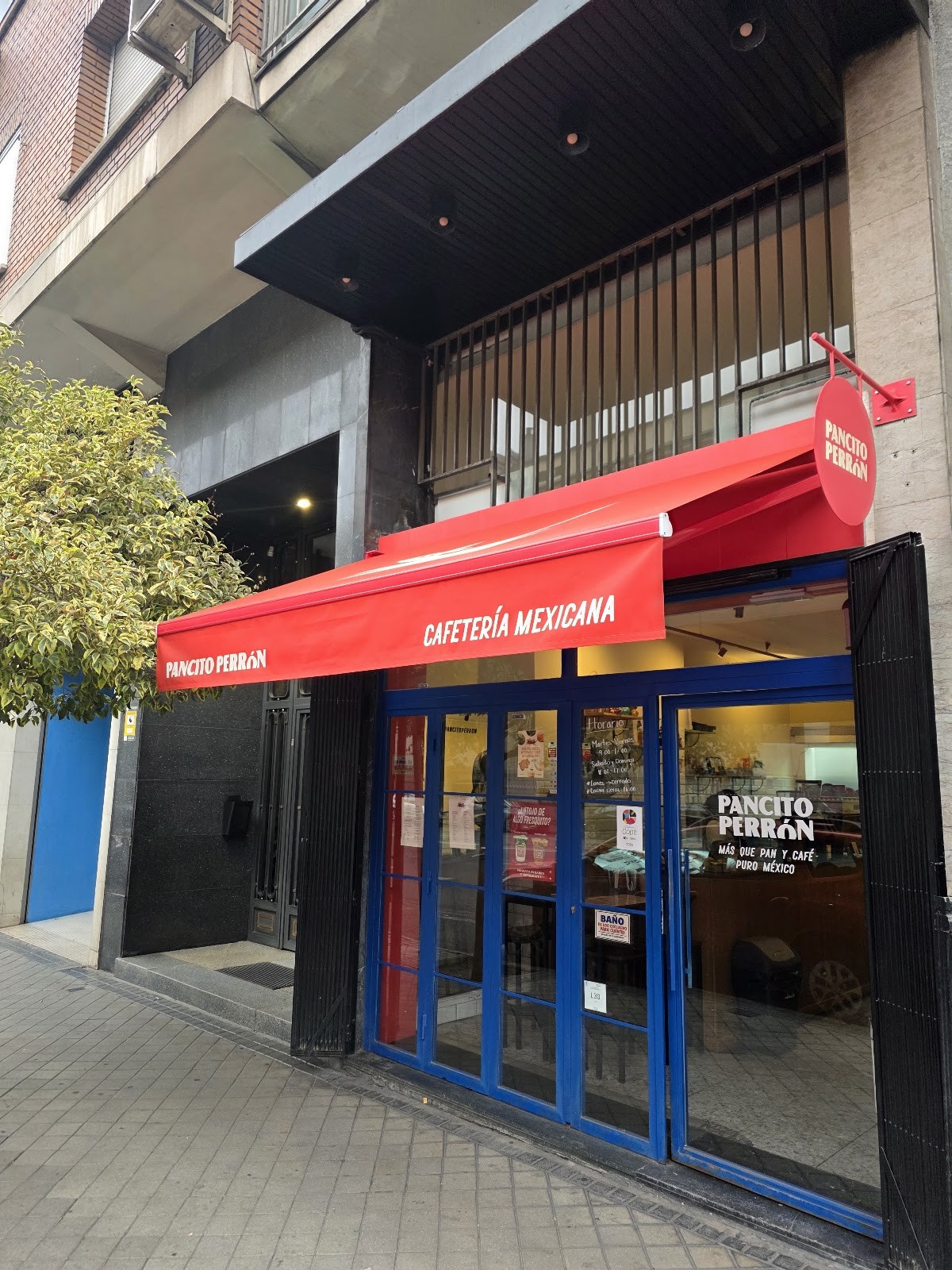 Pancito Perrón: the place