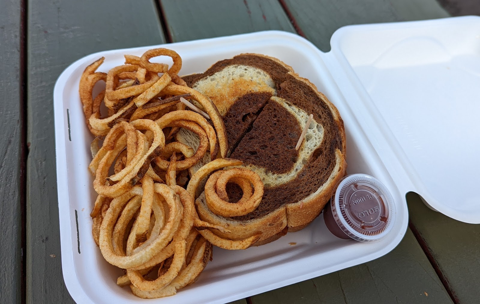 Cozo Grill: food & drinks