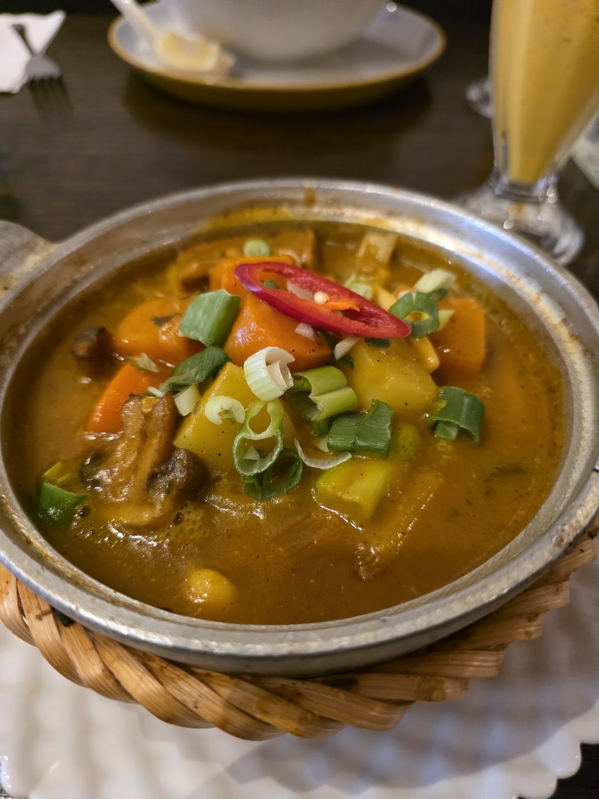 Non Viet Vegan Restaurant: food & drinks