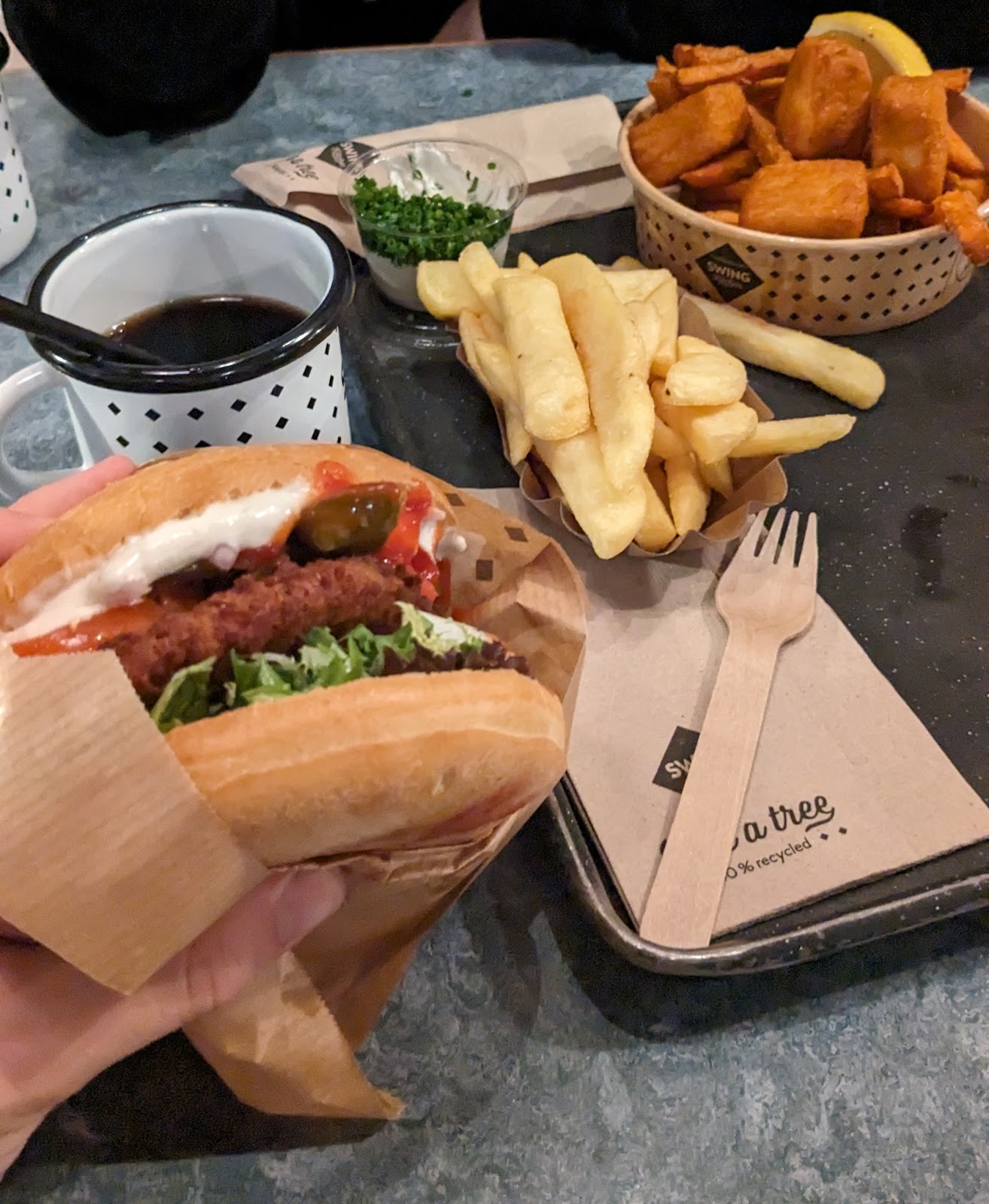 Swing Kitchen: food & drinks