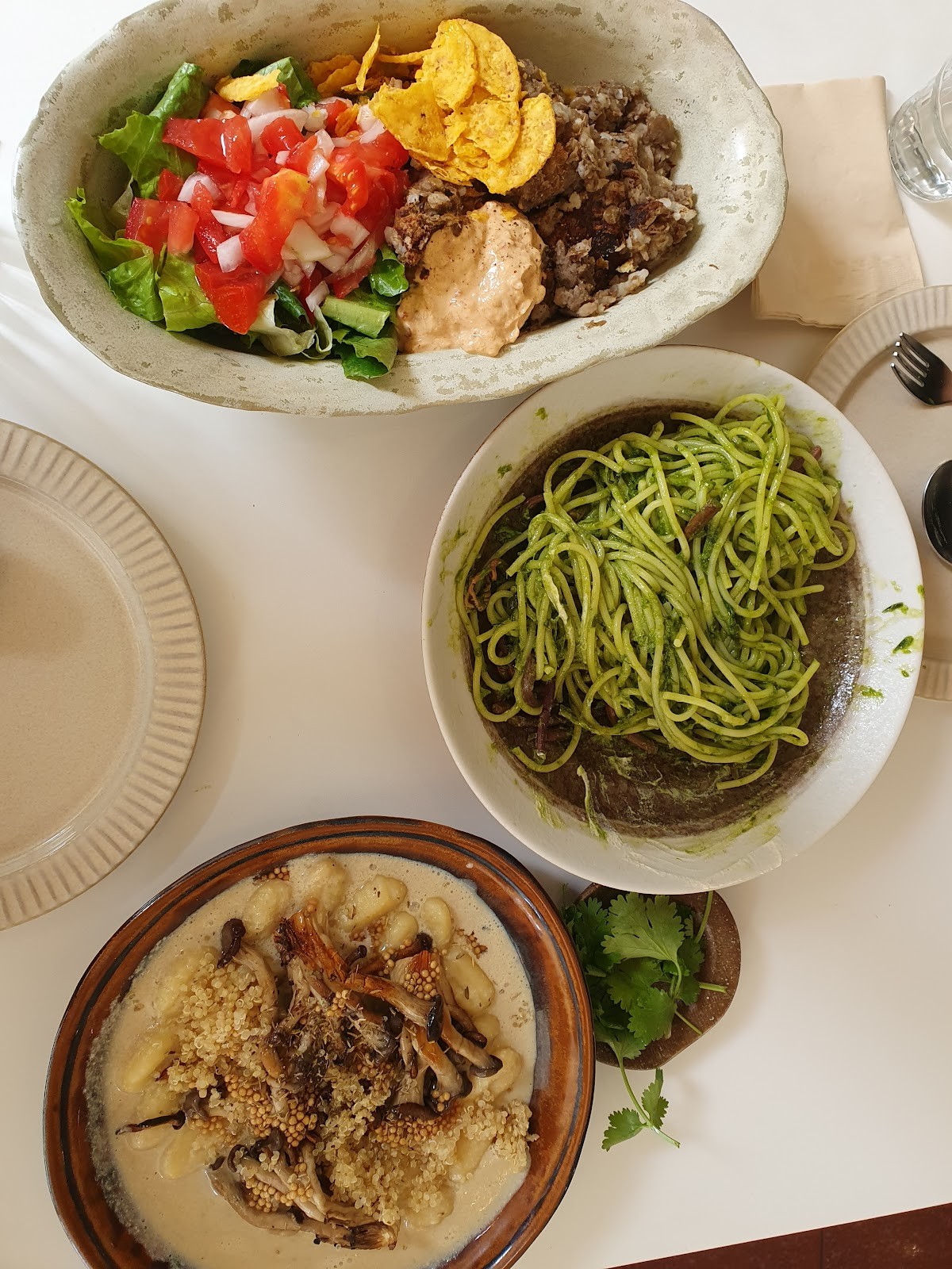 베지스 Veggies: food & drinks