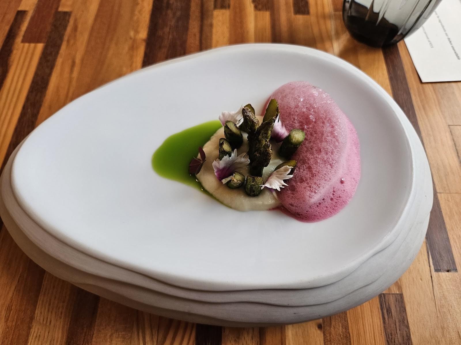 Em Carne Viva: food & drinks