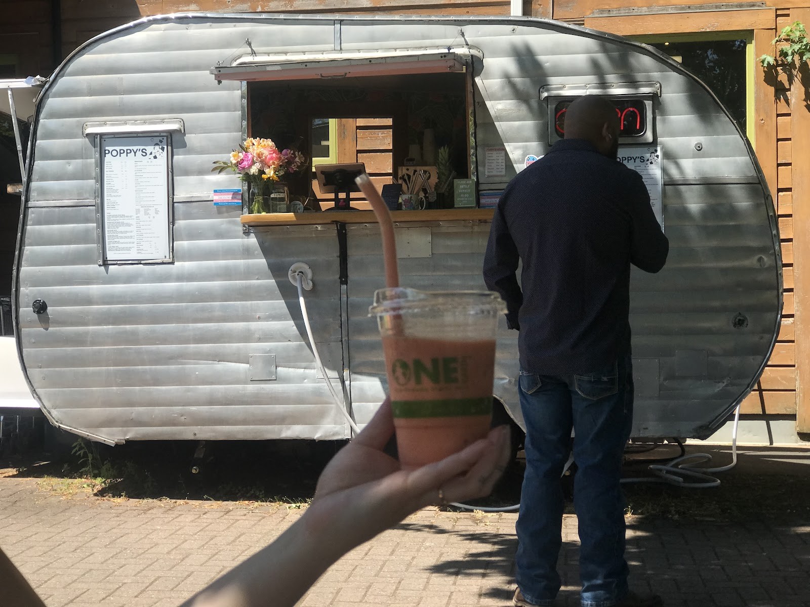 Poppy's Smoothies & Juice: the place