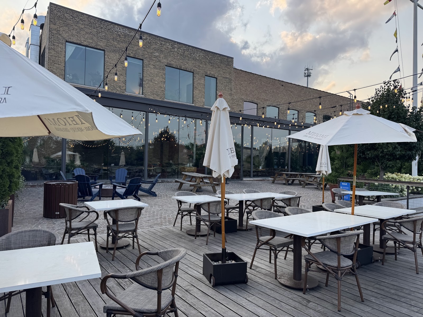 Soul & Smoke - Avondale at Rockwell on the River: the place