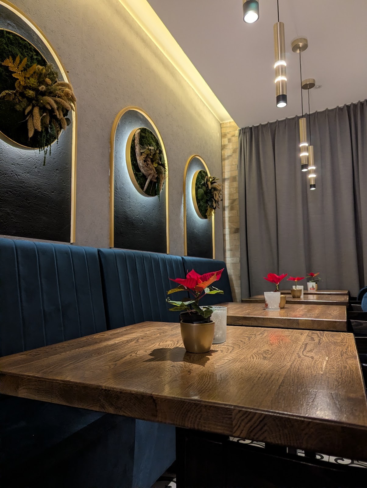 Zen Chay - Asian Vegan Restaurant: the place