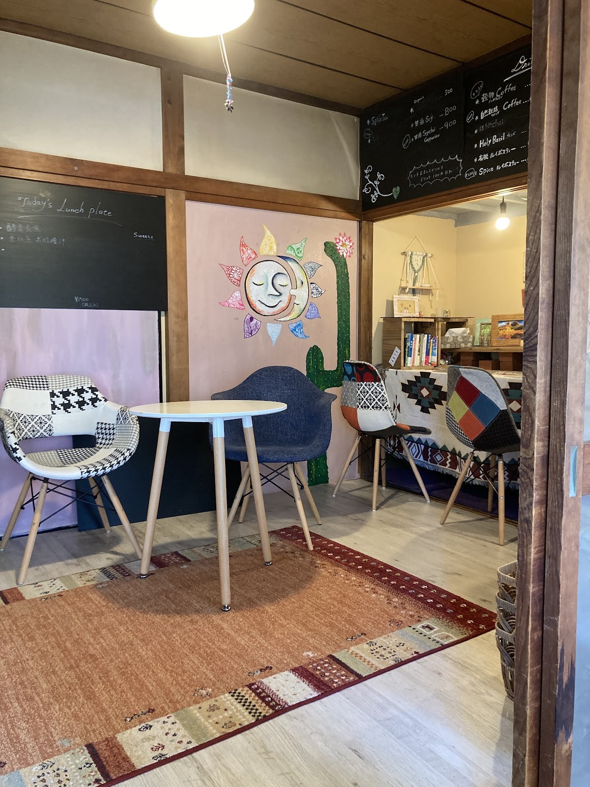 Yumin Café: the place