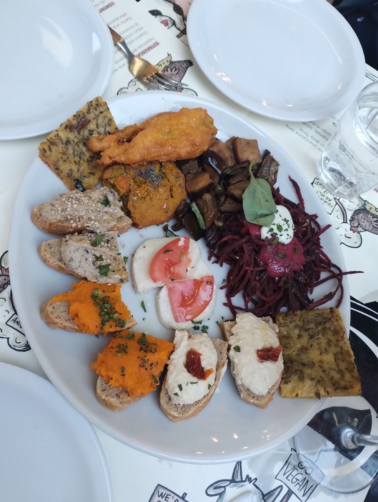 Estravagario: food & drinks