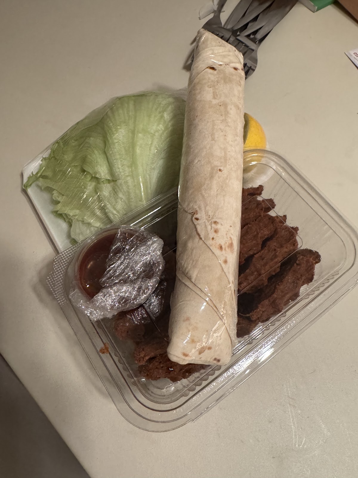 Cigkoftem Mercator: food & drinks
