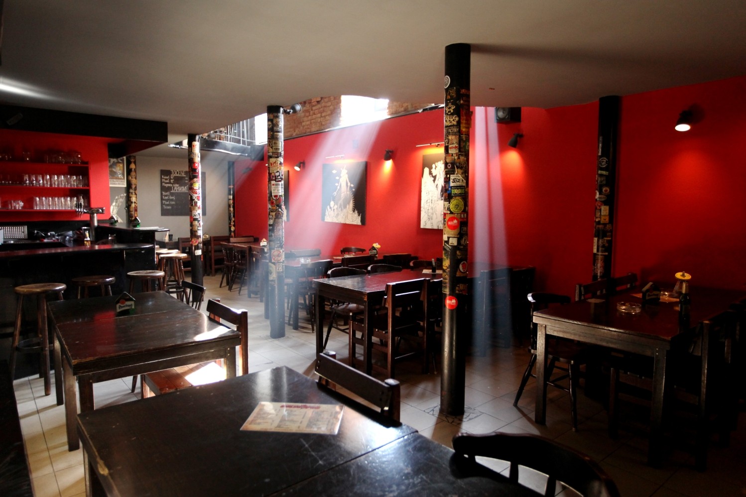 Belzepub: the place