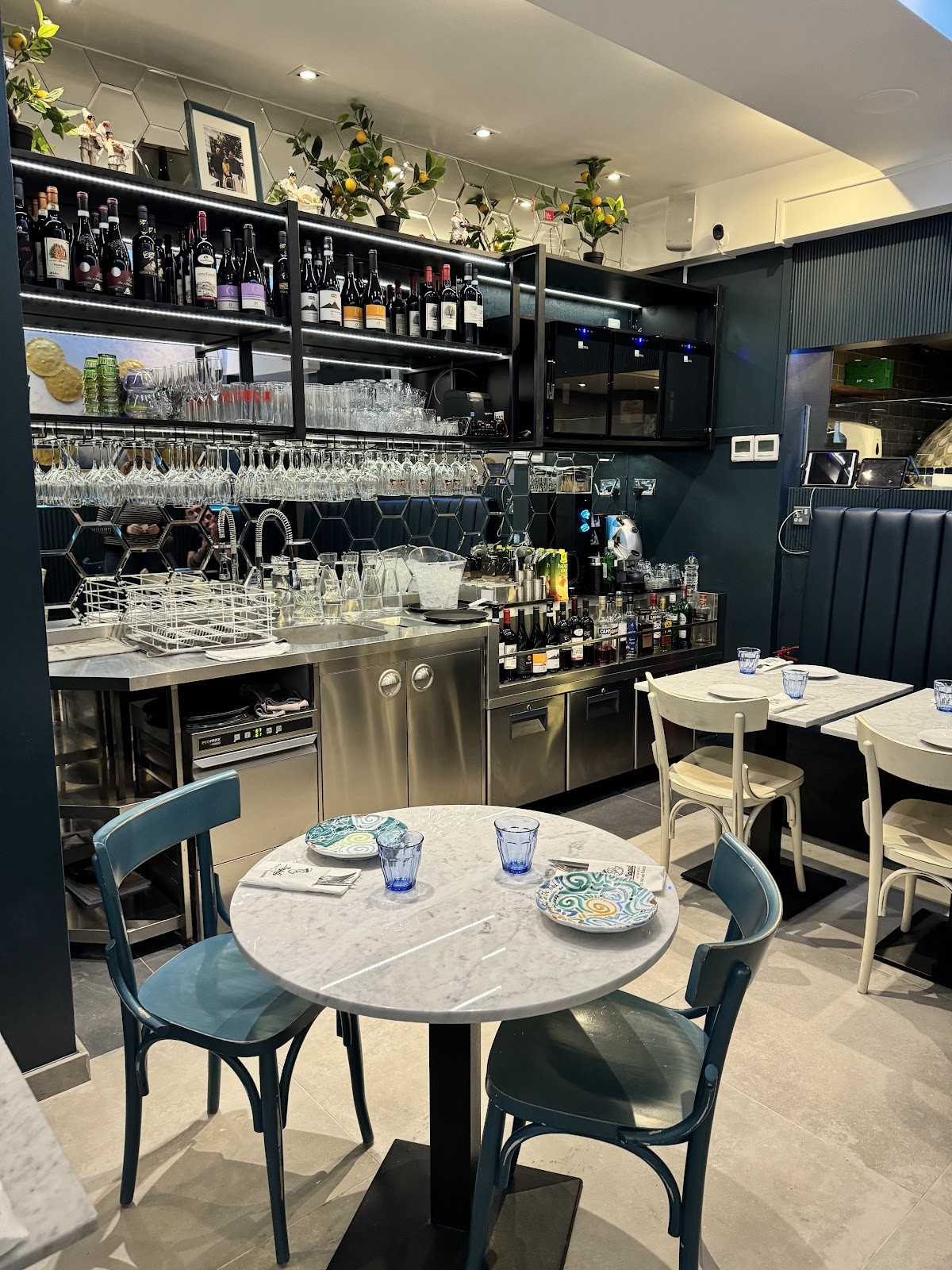 Napoli on the Road • Chiswick: the place