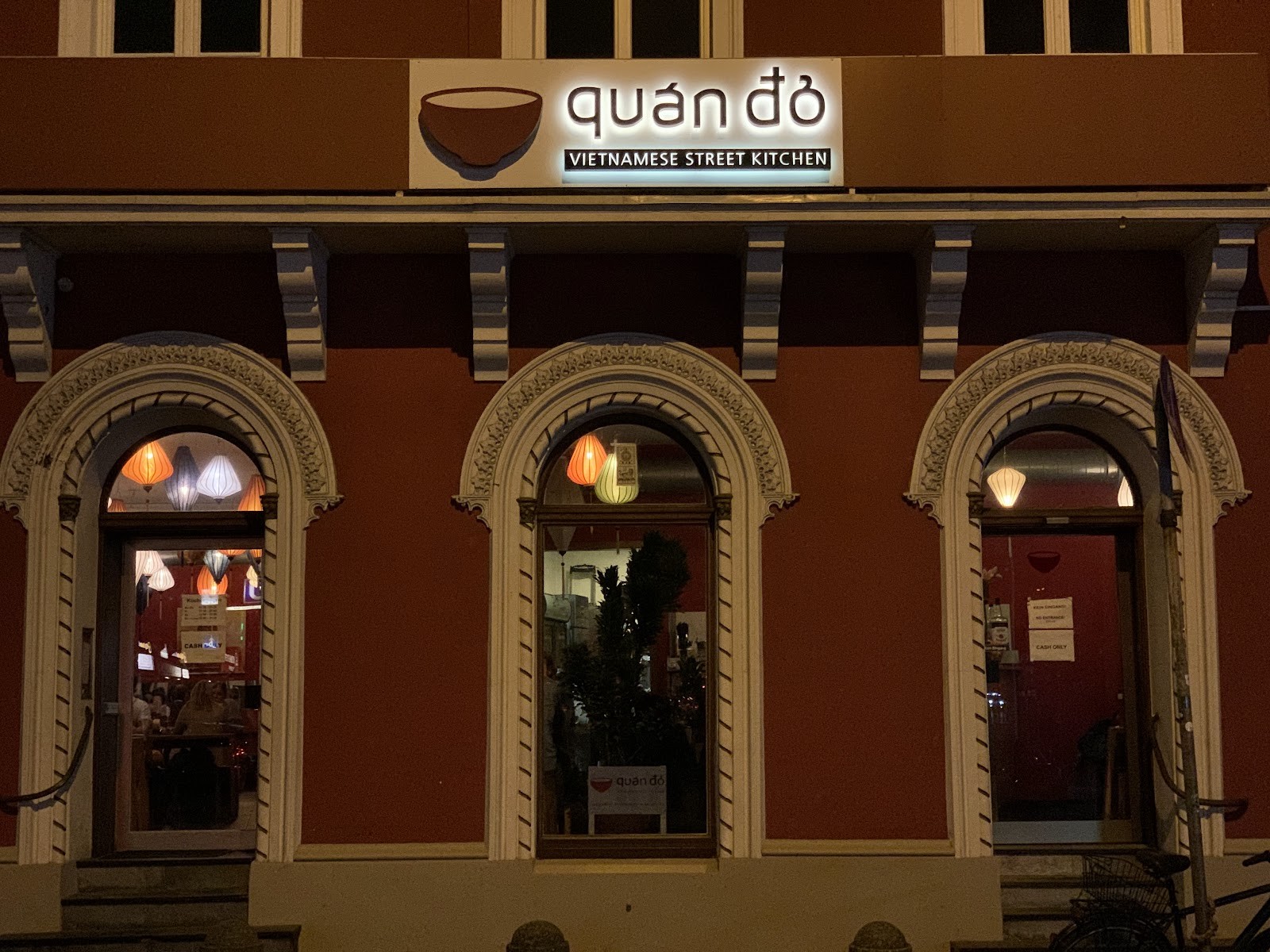 Quan Do Hauptbahnhof: the place