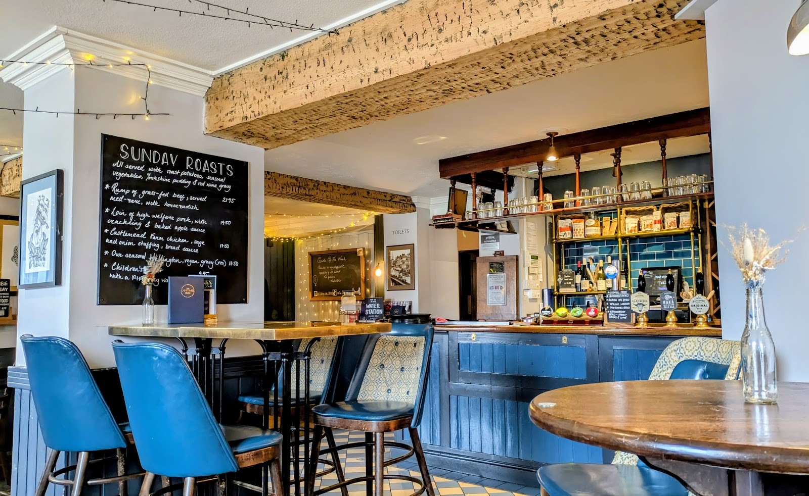 The Cottage Inn, Bristol: the place