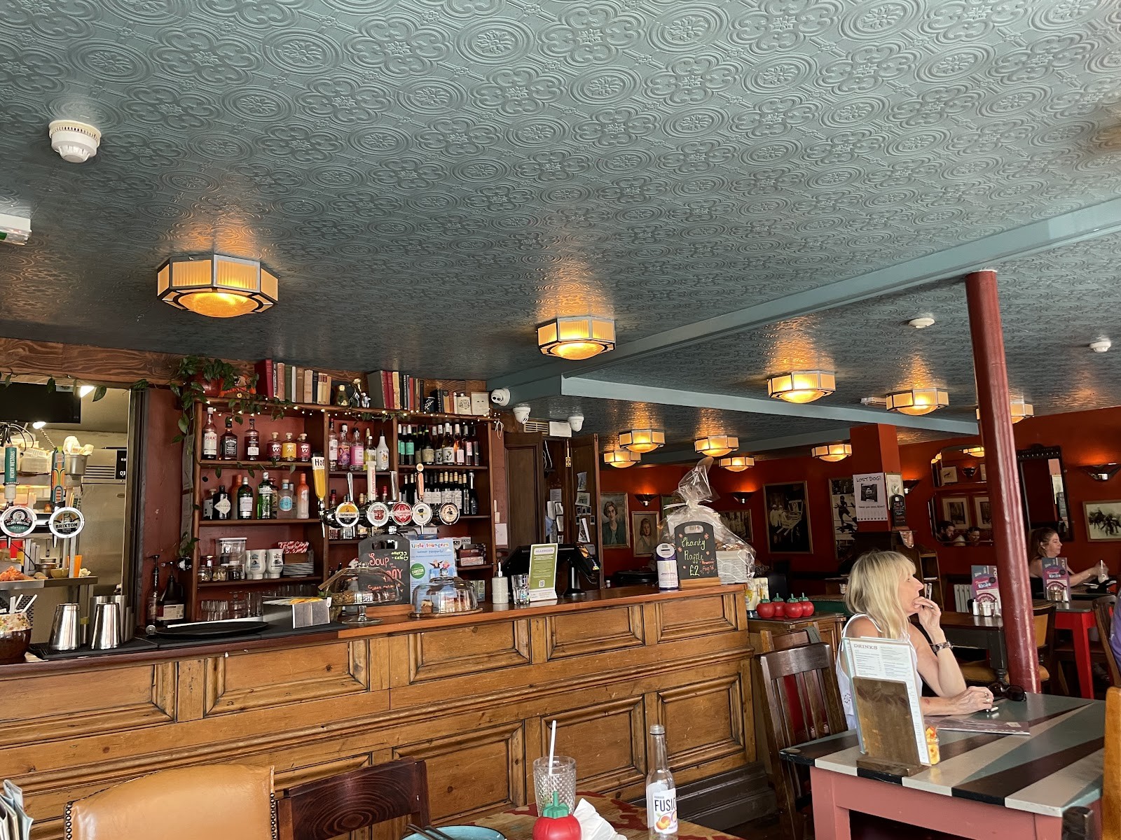 Tinto Lounge: the place