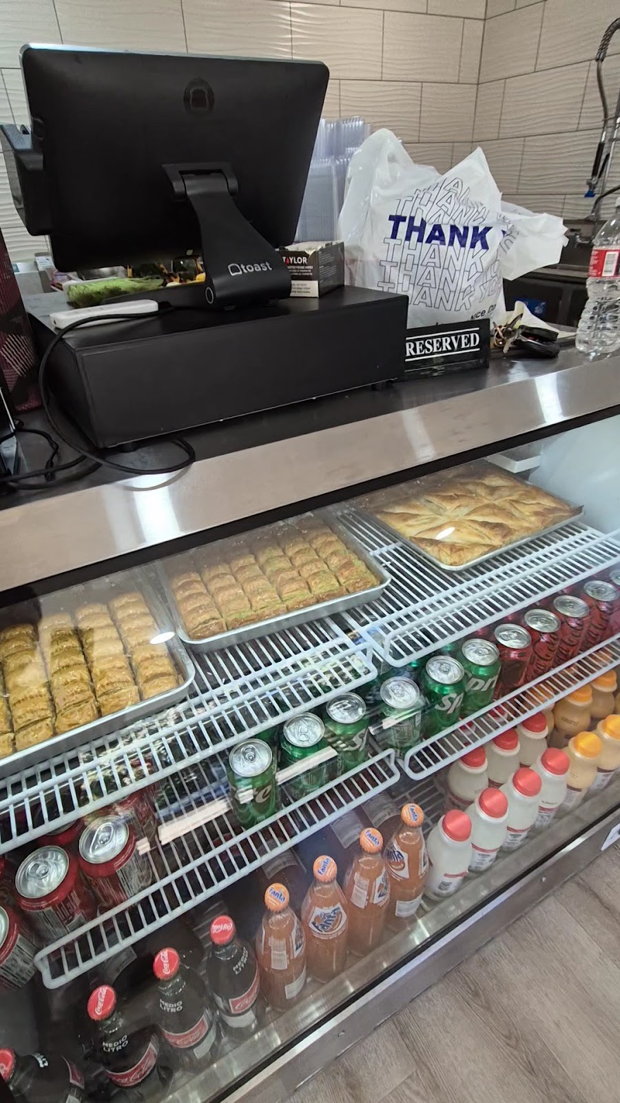 Minna Mediterranean Restaurant: the place