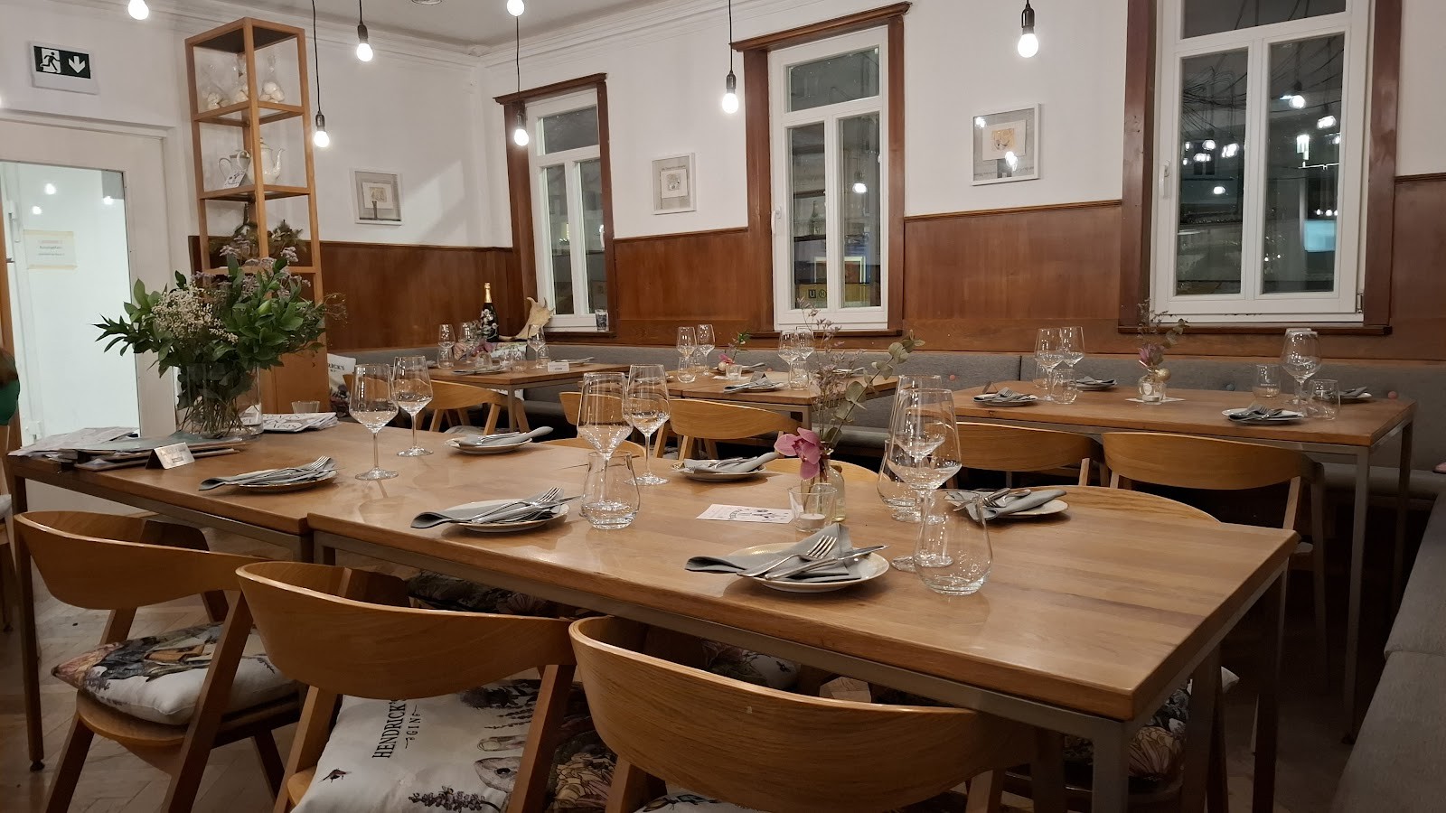 Ochsen - Restaurant • Bar • Brasserie: the place