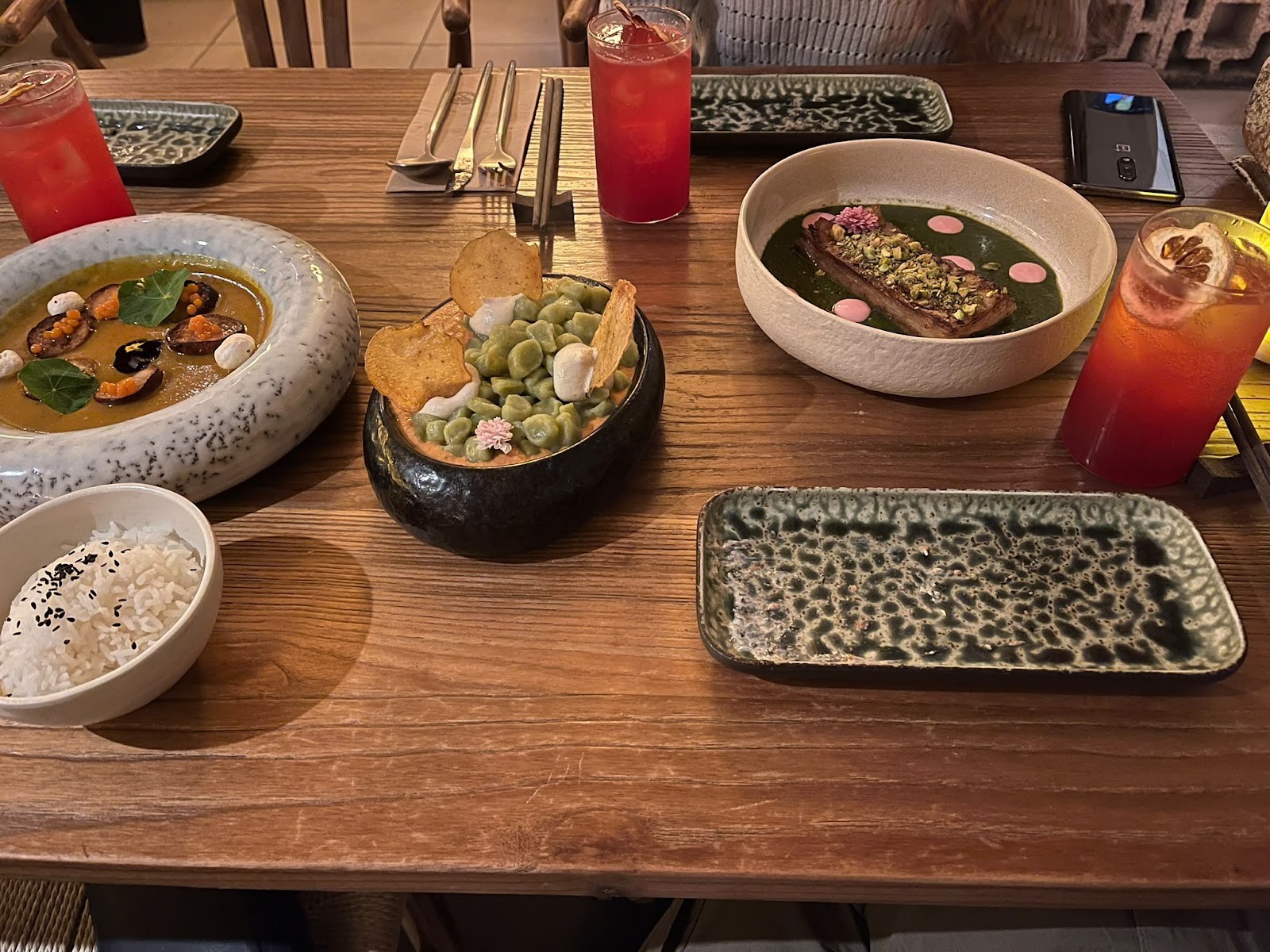 Hearth: food & drinks