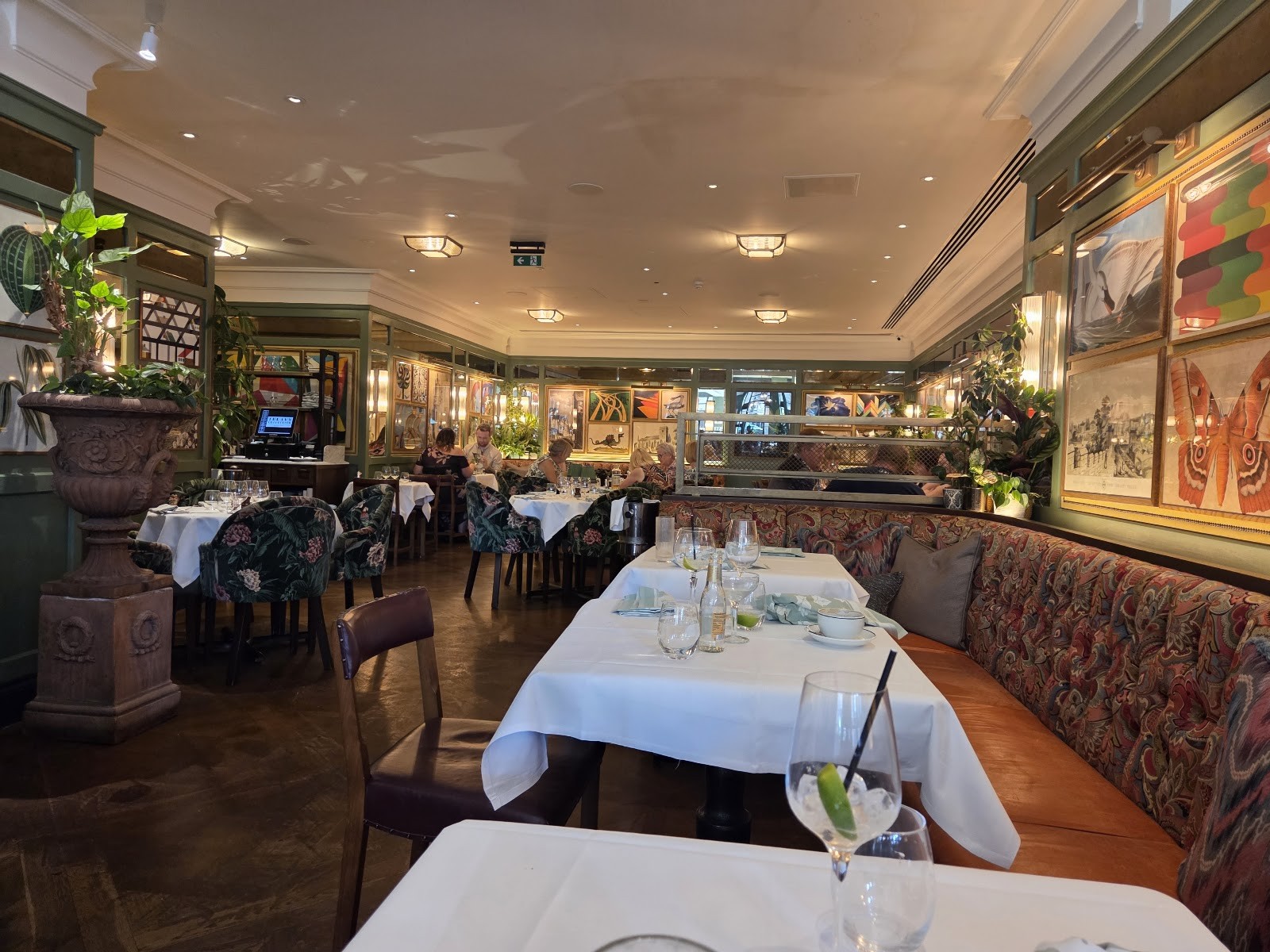 The Ivy St Helen's Square York: the place