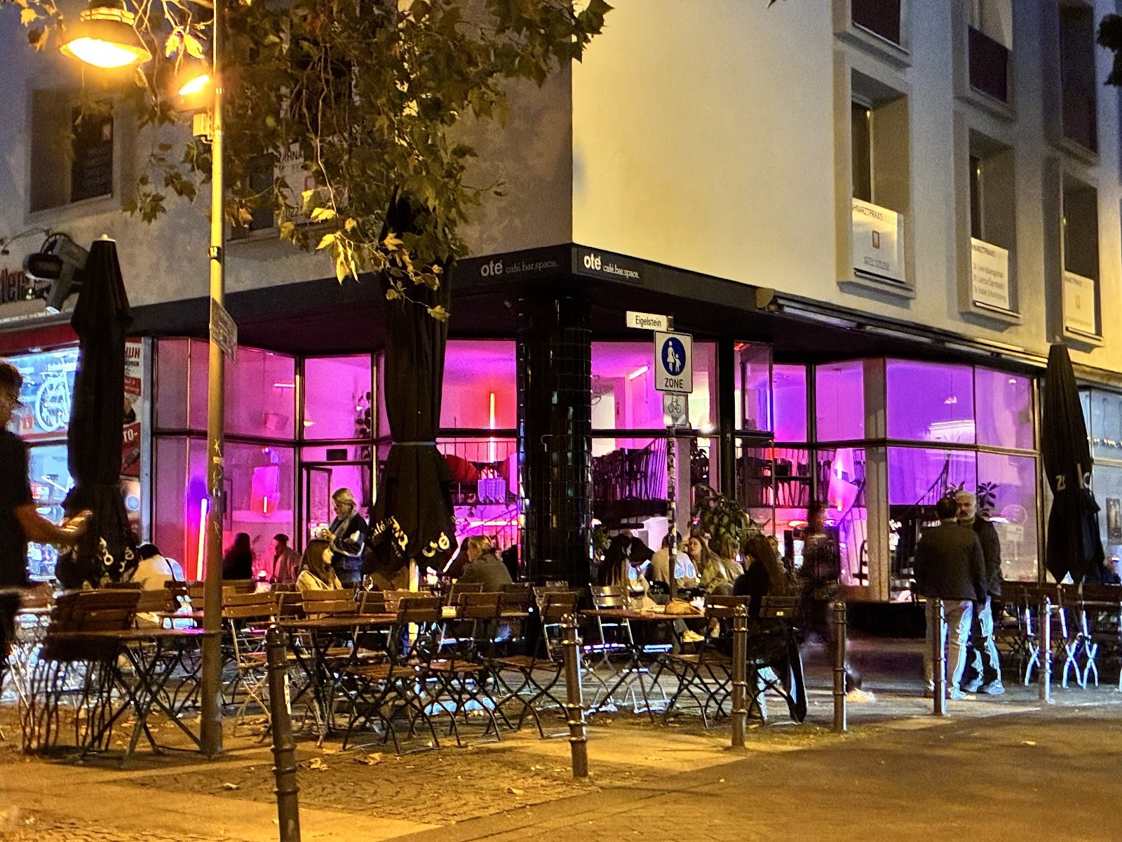 oté: the place