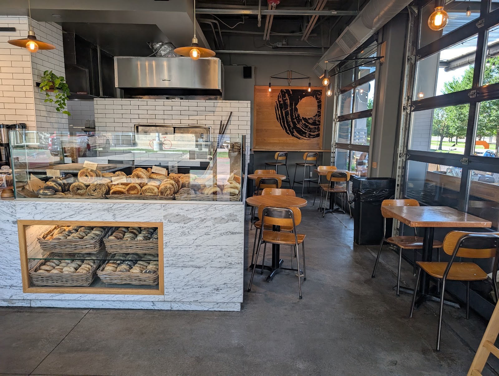 Woodgrain Bagel & Deli: the place