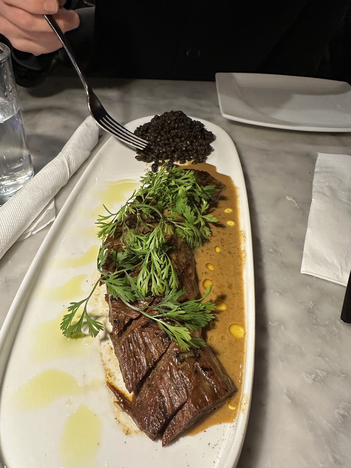 Willow Vegan Bistro: food & drinks