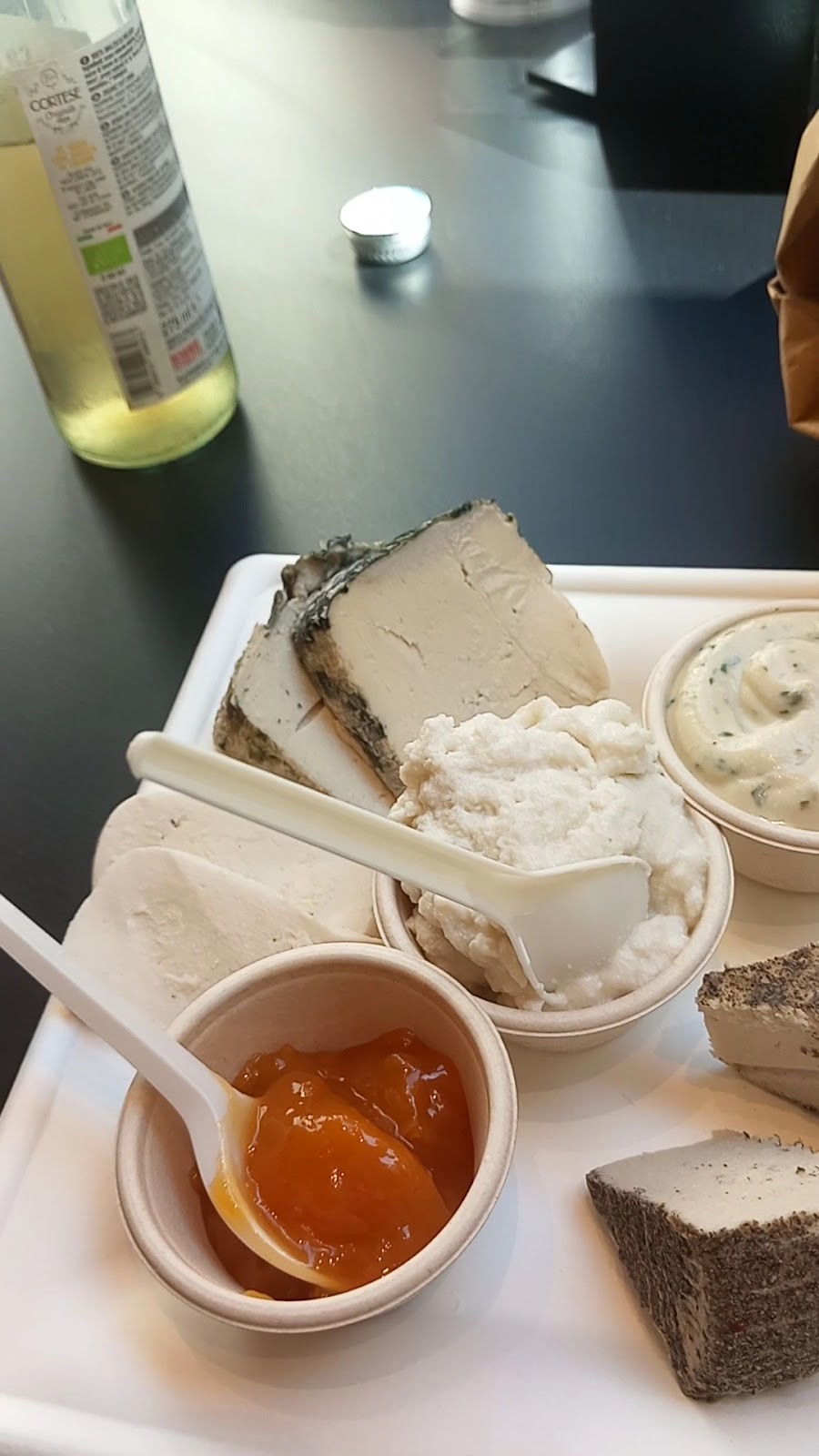 Fermaggio Bistrò & Store: food & drinks