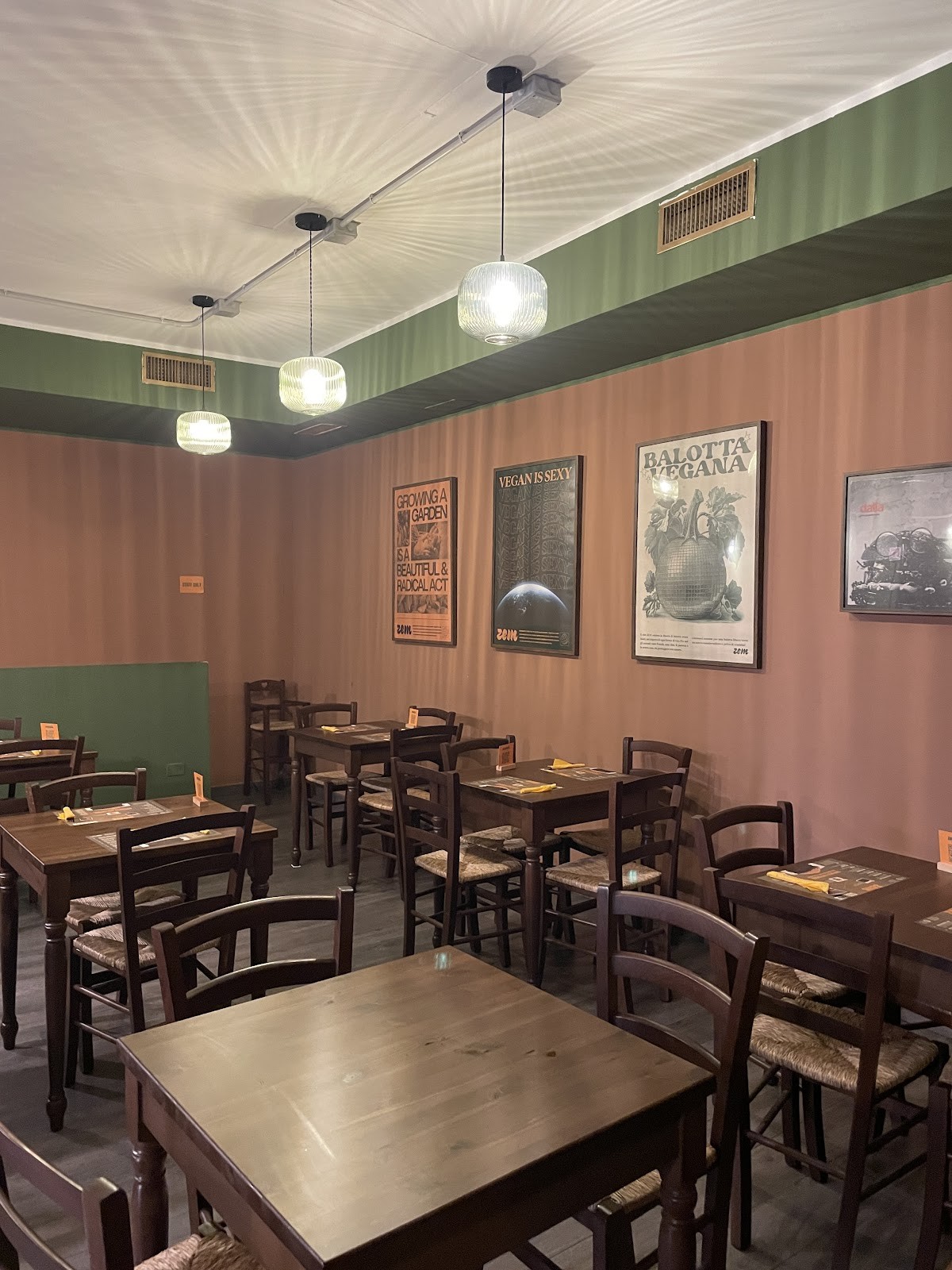 Zem Bistrot & Bar: the place