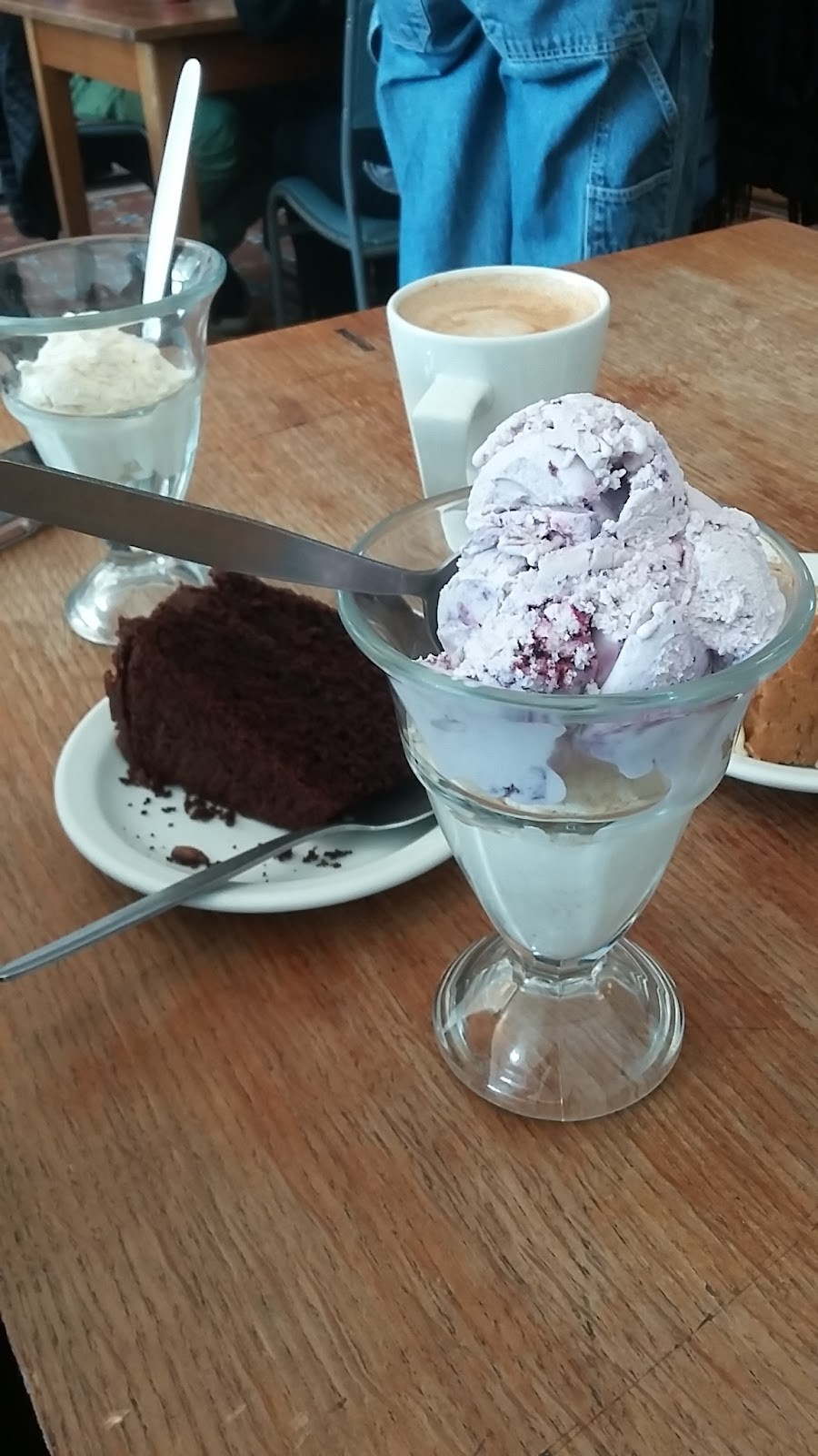 Cafe Kino: food & drinks