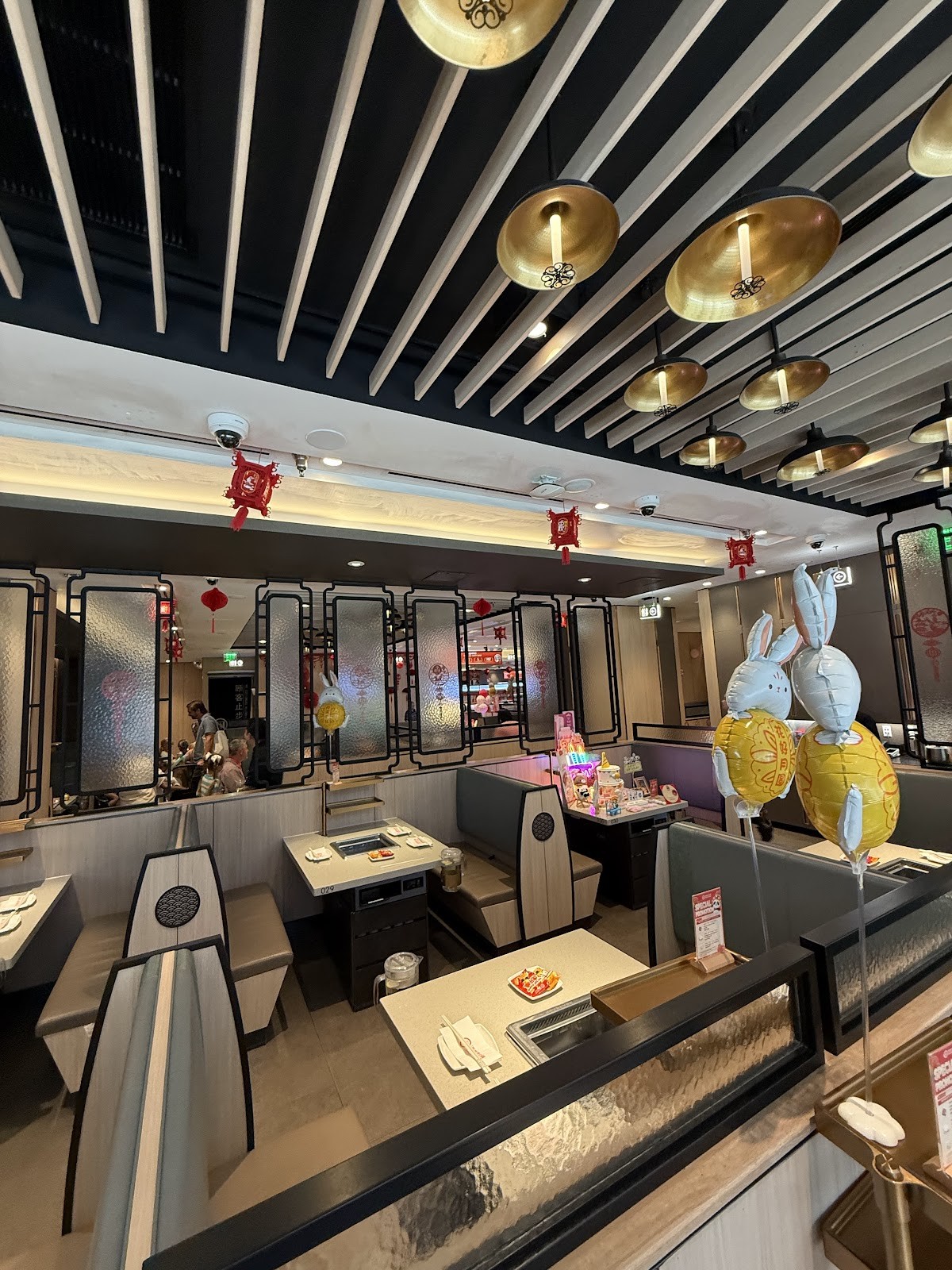 Haidilao Hot Pot Century City: the place