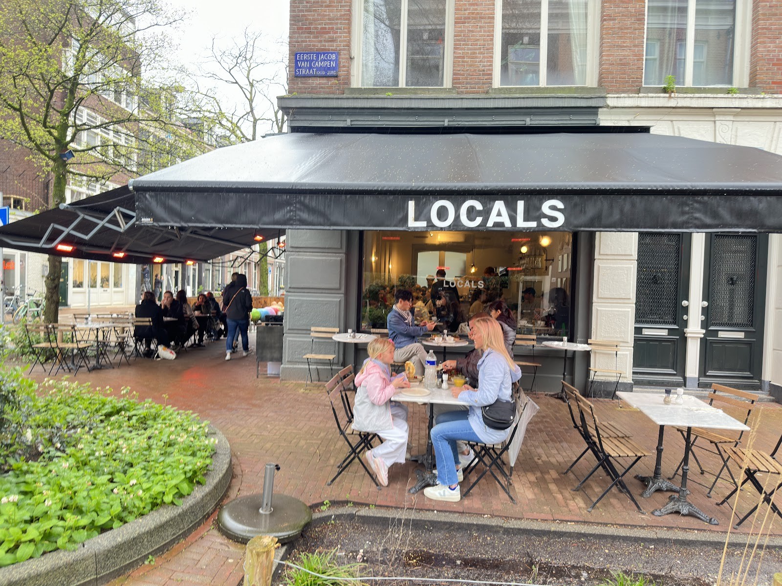 LOCALS COFFEE: the place
