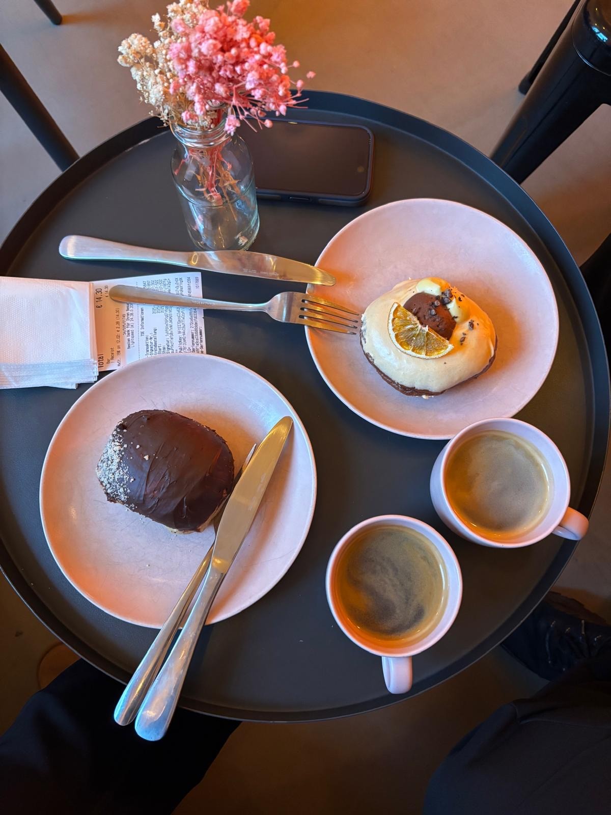 SammyS Berliner Donuts: food & drinks