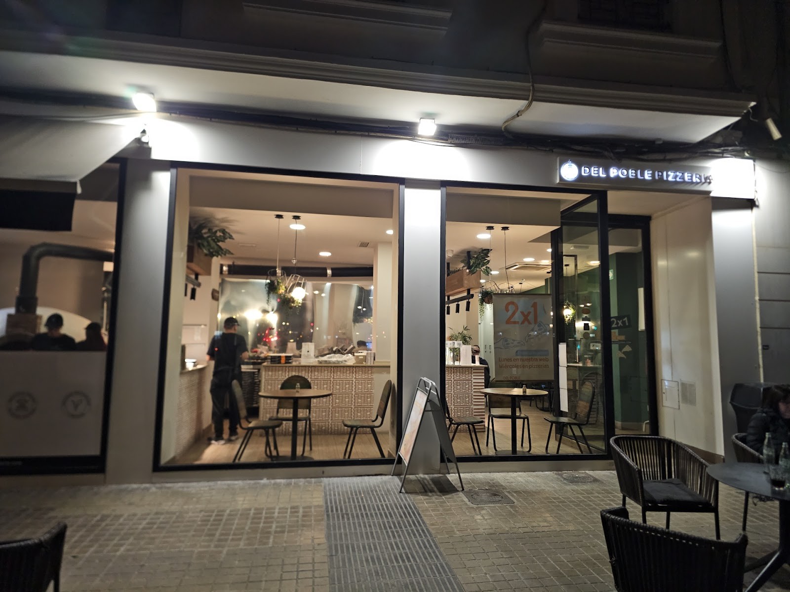 Del Poble Obispo: the place
