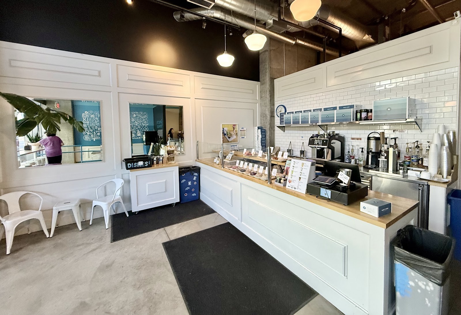 Blue Star Donuts: the place