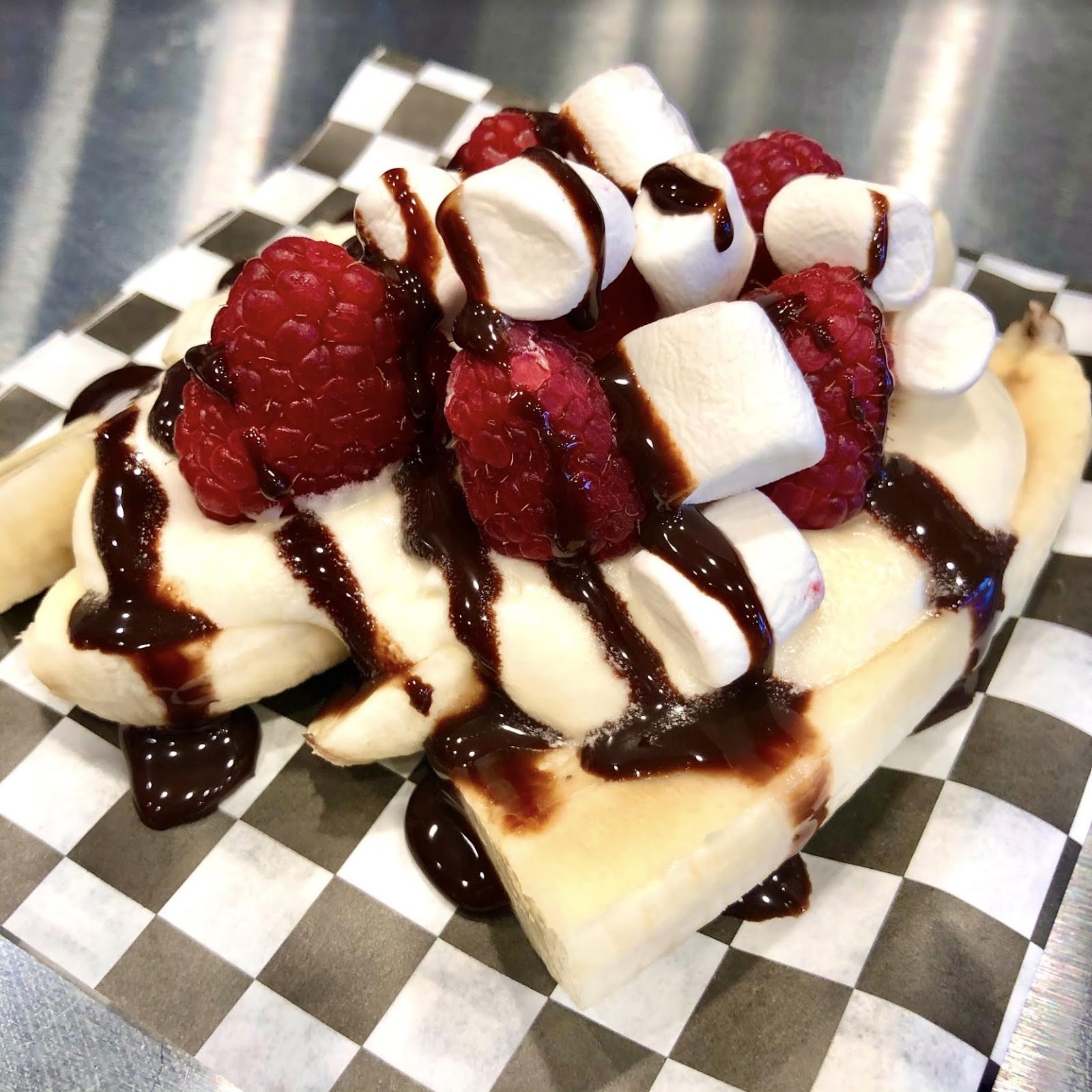 Cinnaholic: food & drinks