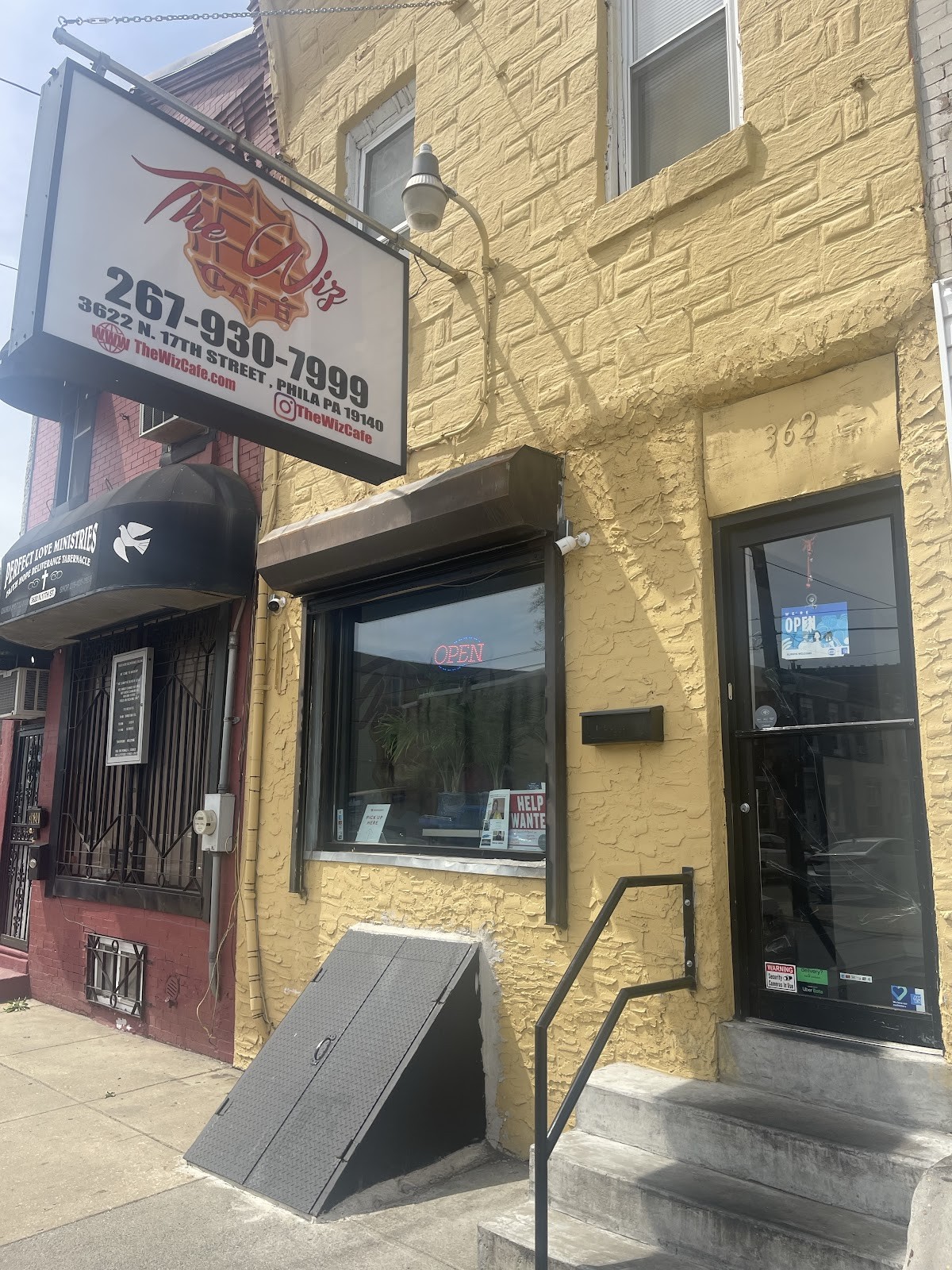 The Wiz Café: the place