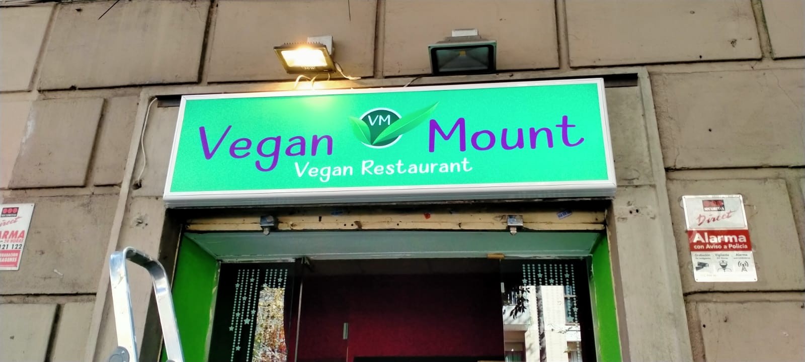 Vegan Mount | Barcelona: the place