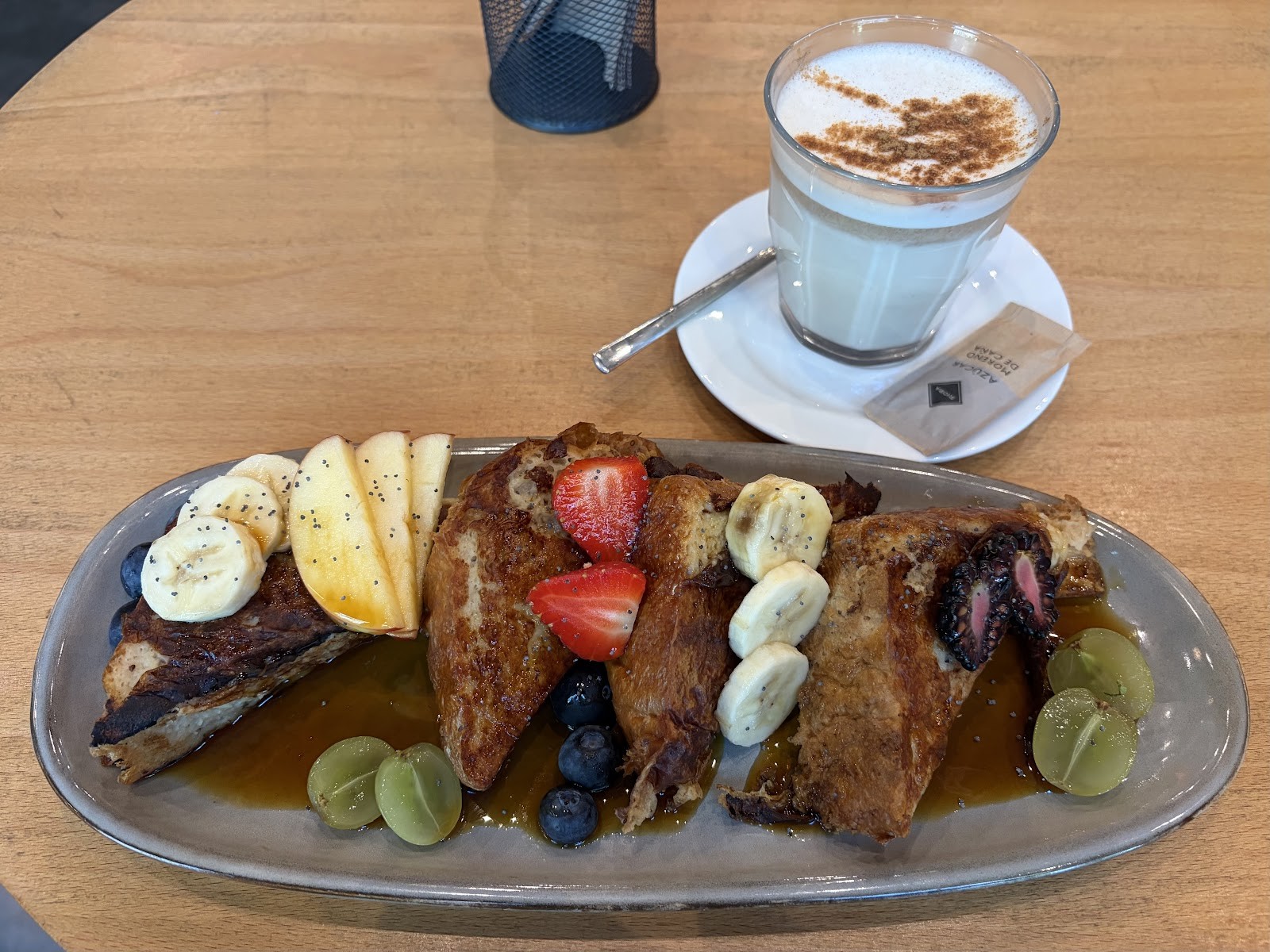 Morgentau. Restaurante Brunch Vegano Barcelona: food & drinks