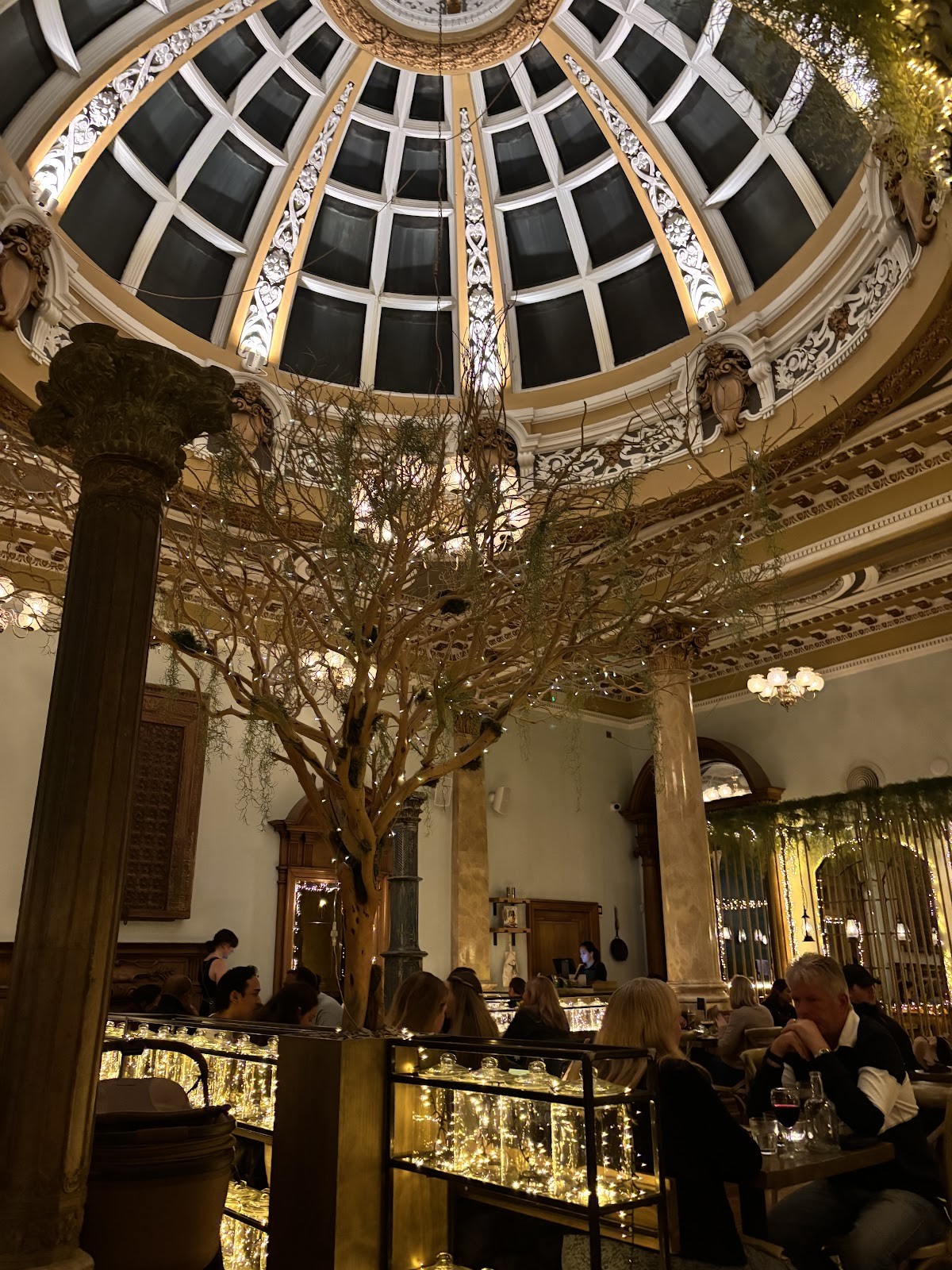 Mowgli Street Food Edinburgh: the place