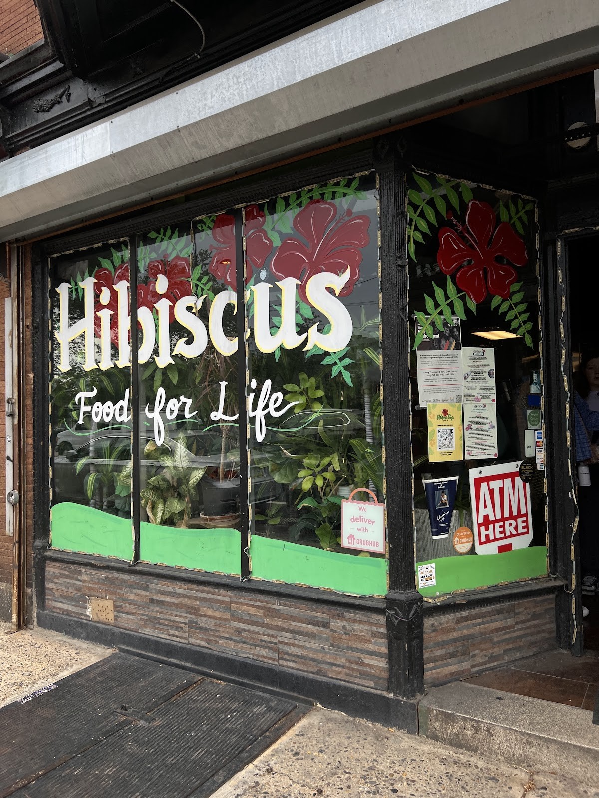 Hibiscus Cafe: the place