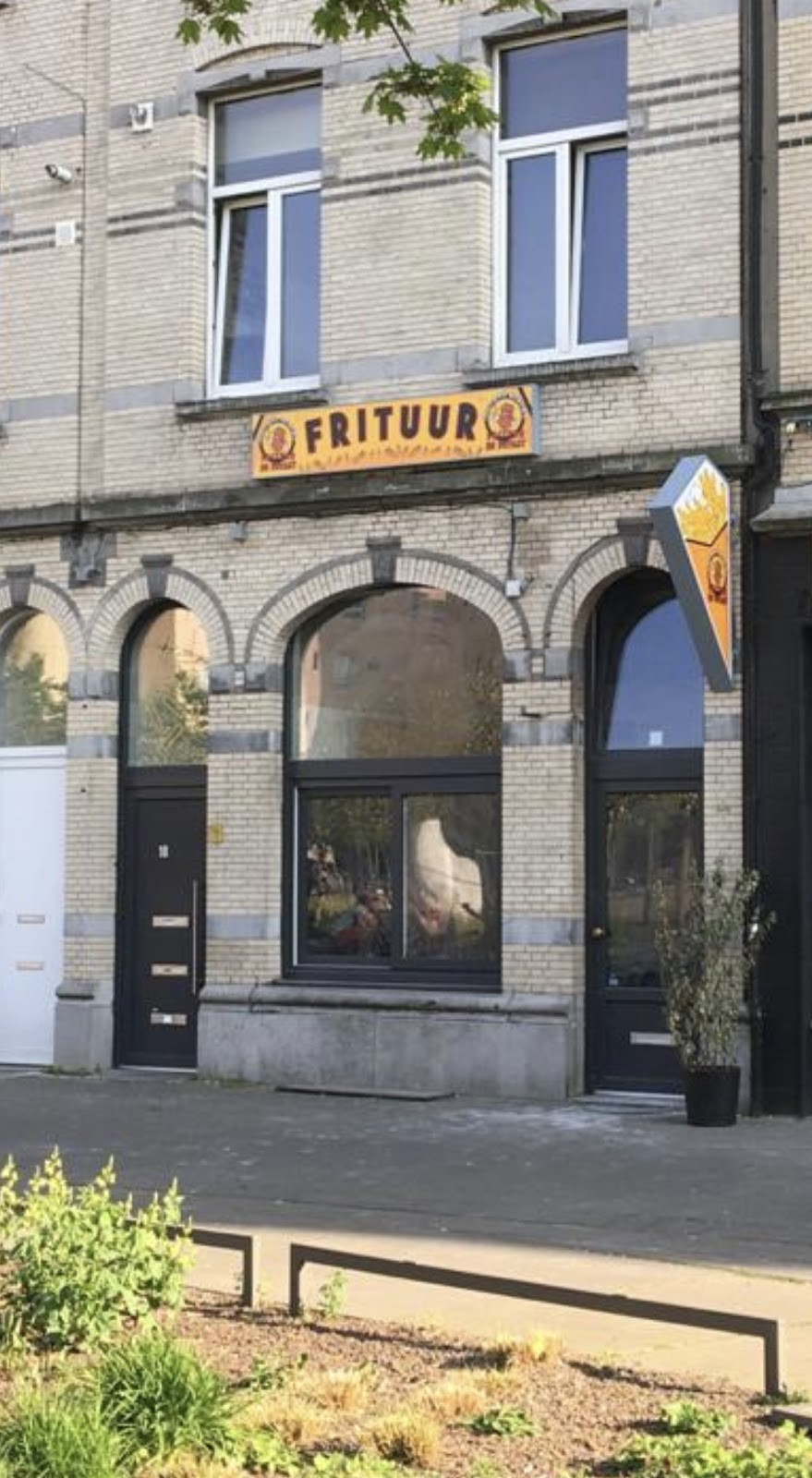 Frituur De Petaat: the place