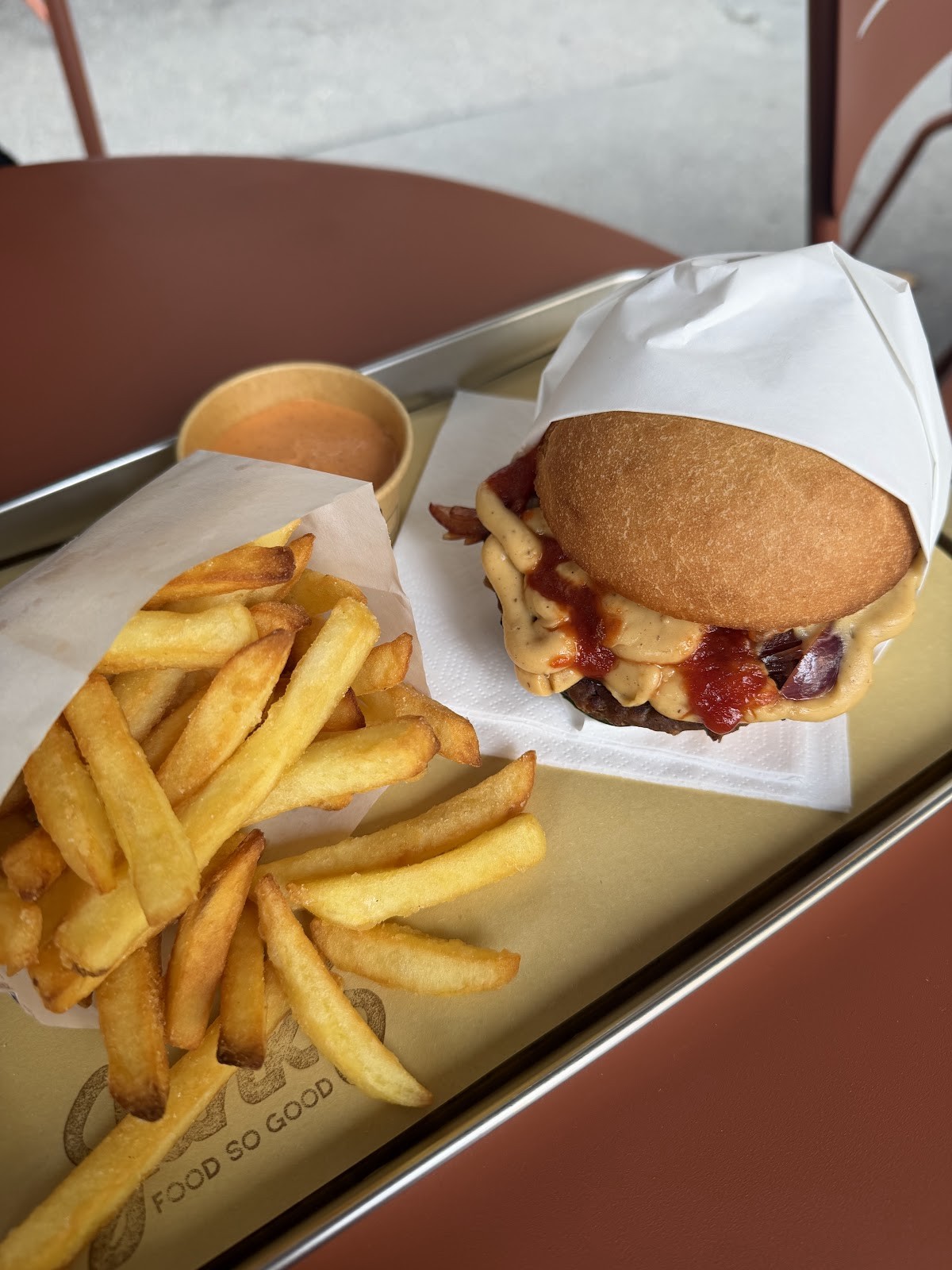 Junk's Food So Good: food & drinks