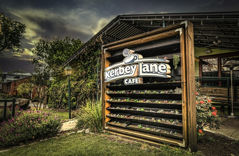 Kerbey Lane Cafe - Central: photo 4