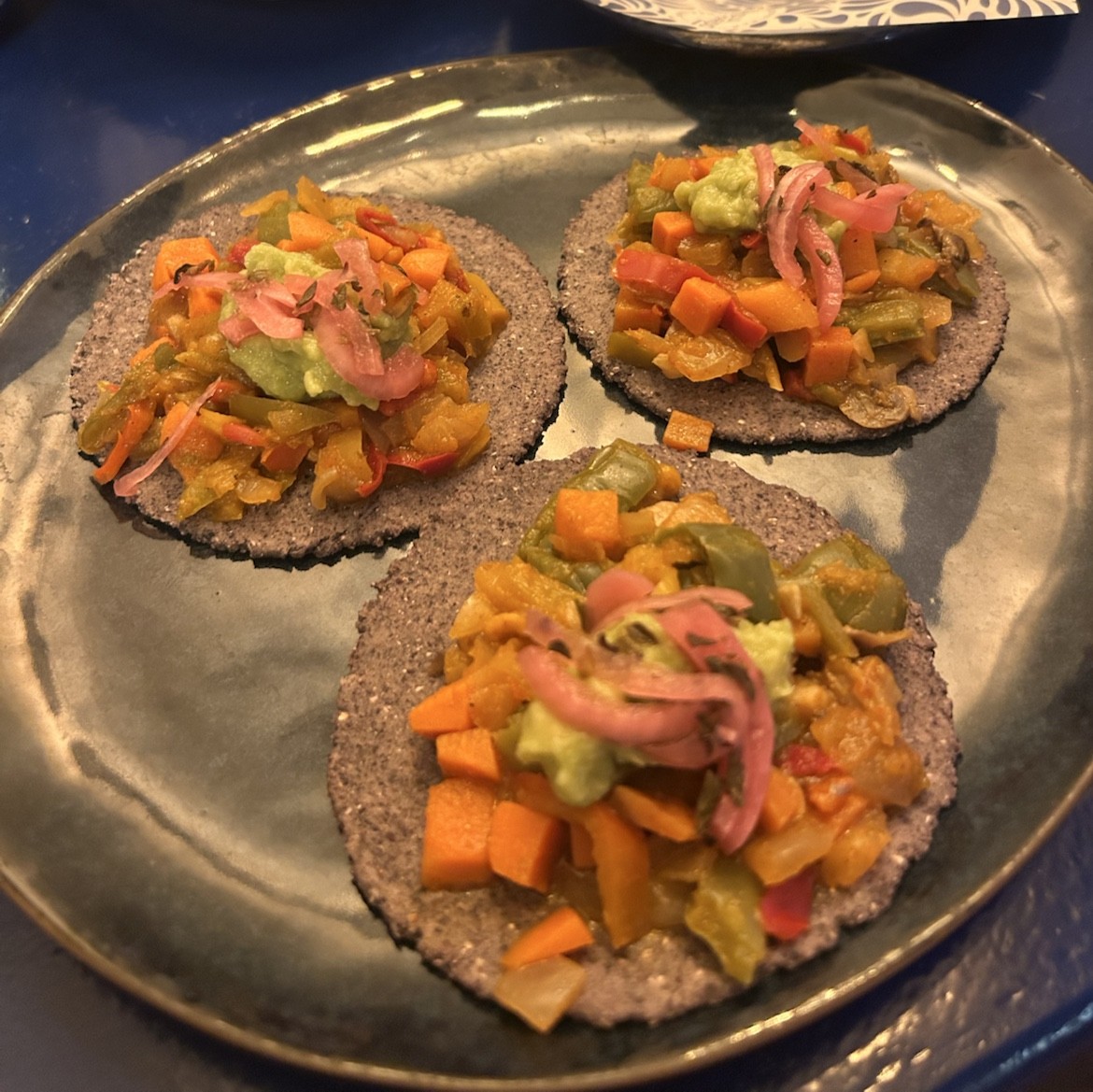 AZUL FRIDA: food & drinks
