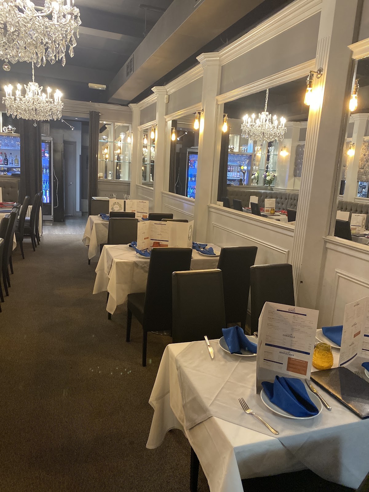 Barsana Pure Vegetarian and vegan Indian Restaurant: the place