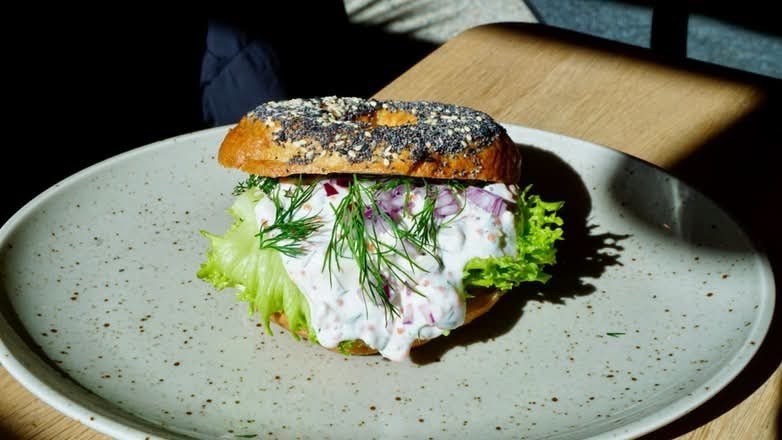 Mahalo Kungsholmen: food & drinks