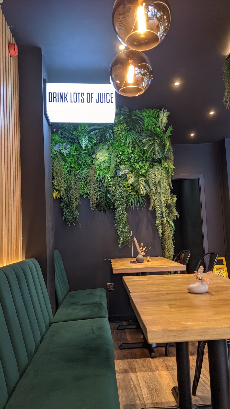 Juicy Health Club: the place