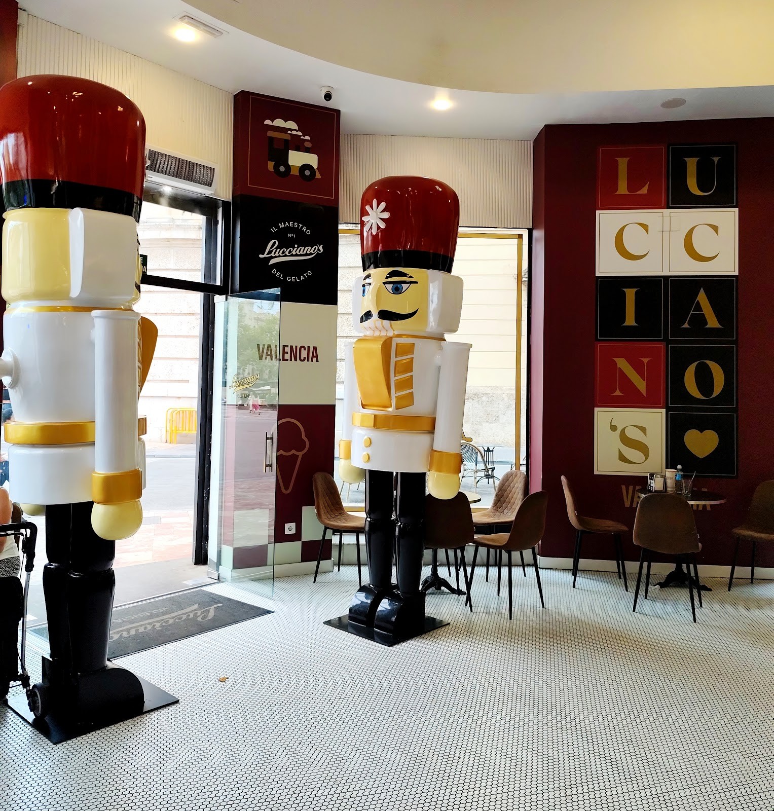 Lucciano's Valencia: the place